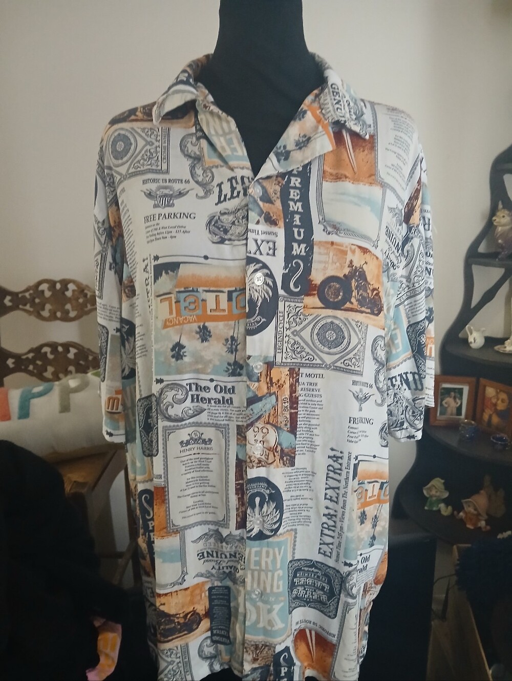 Faded Glory Casual Button-Down Shirt - Blue, Tan & White Graphic Print